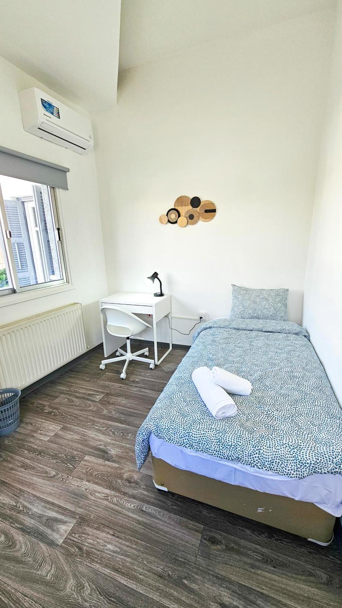 The Lemon Tree Hostel Ларнака Экстерьер фото