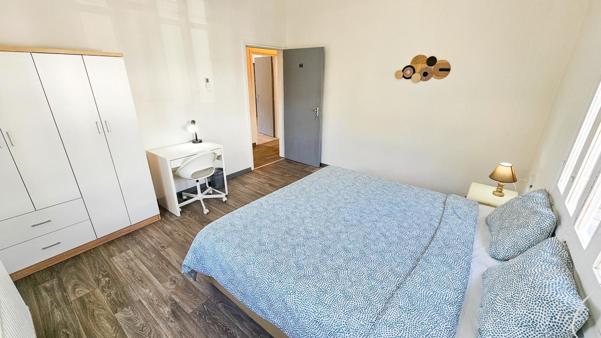 The Lemon Tree Hostel Ларнака Экстерьер фото